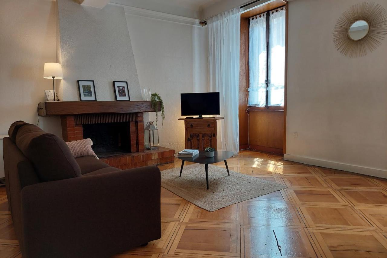 Le Vintage - Appartement En Plein Coeur De La Vieille Ville Annecy Kültér fotó